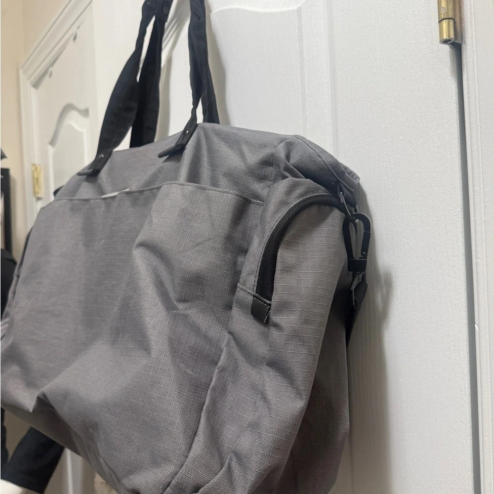 Nylon duffle bag, weekender/travel bag Lands' End Gray Duffel Bag for Men